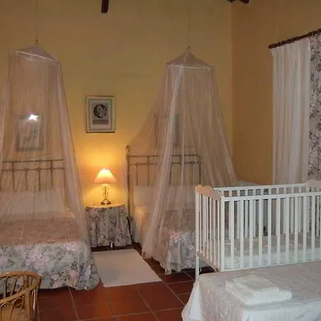 Alojamiento Rural Histórico El Vaqueril 2*