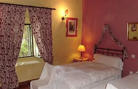 Alojamiento Rural Historico El Vaqueril Отель 2*