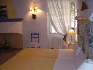 Hotel Alojamiento Rural Histórico El Vaqueril 2*