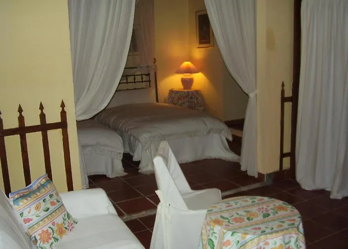 Alojamiento Rural Histórico El Vaqueril Hotel 2*